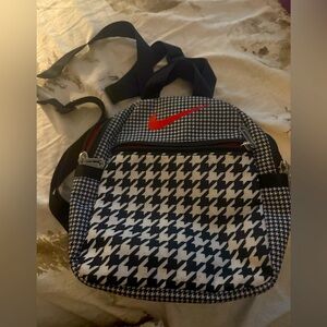 Nike Black and White Small Women’s Back Pack